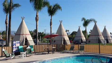 tipi hotels san bernardino.